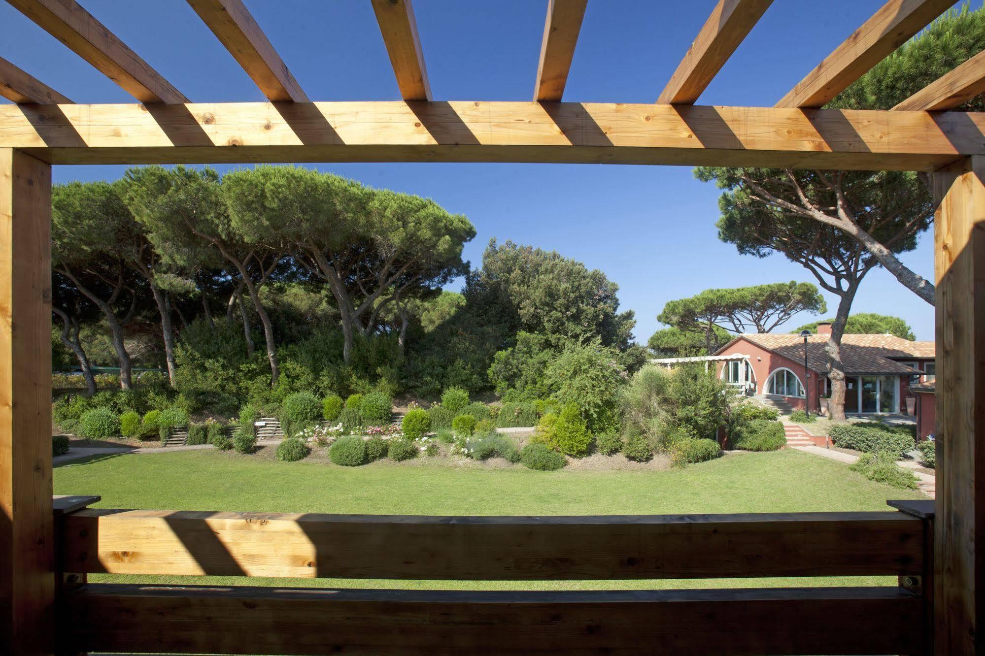 Pineta Aparthotel